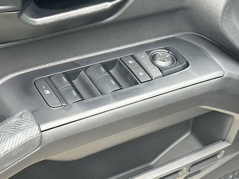 New 2025 Toyota Tacoma SR5 image 12