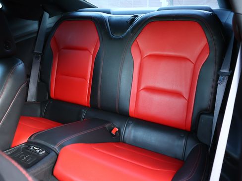 Used 2016 Chevrolet Camaro LT RWD image 23