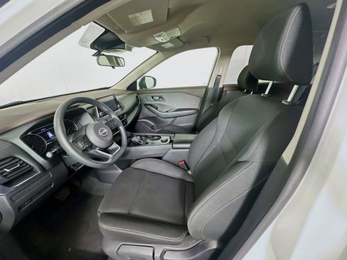 Used 2023 Nissan Rogue S image 13