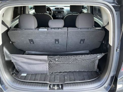 Used 2016 Kia Soul FWD image 25