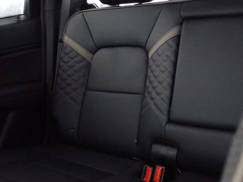 New 2026 GMC Canyon Denali image 13