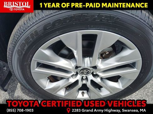 Certified 2023 Toyota RAV4 XLE Premium AWD/4WD image 10