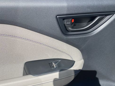 Used 2025 Subaru Forester Premium image 13