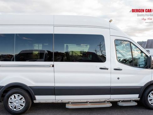 Used 2015 Ford Transit 350 XLT image 15