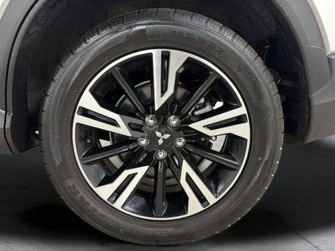 Used 2025 Mitsubishi Eclipse Cross SE AWD/4WD image 16