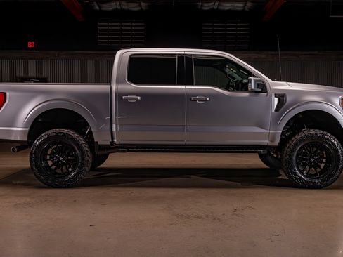 Used 2023 Ford F150 Lariat AWD/4WD image 11