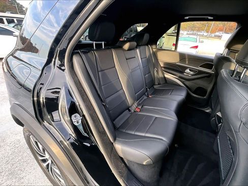 Used 2025 Mercedes-Benz GLE 350 4MATIC image 19