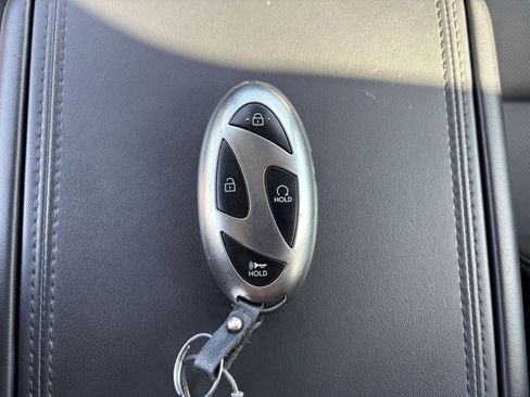 Used 2025 Hyundai Santa Fe SEL image 27