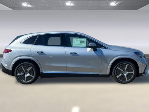 New 2026 Mercedes-Benz EQE 320 4MATIC SUV image 7
