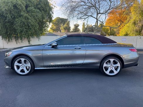 Used 2017 Mercedes-Benz S 550 Cabriolet image 5