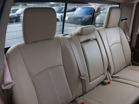 Used 2018 RAM 1500 Laramie AWD/4WD image 17