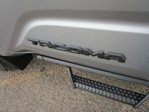 Used 2024 Toyota Tacoma SR5 image 14