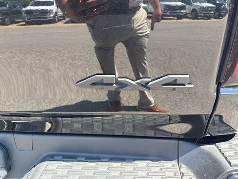 Used 2025 RAM 1500 Big Horn image 16