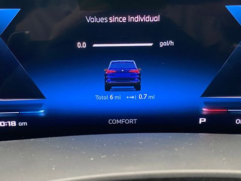 New 2026 BMW X5 M60i w/ Executive Package image 28