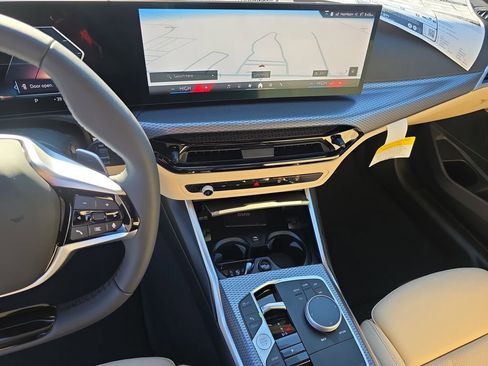 New 2026 BMW 330i xDrive Sedan w/ Premium Package image 18