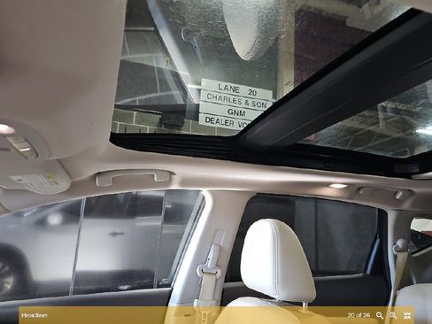 Used 2018 Nissan Murano SL w/ Moonroof Package image 9