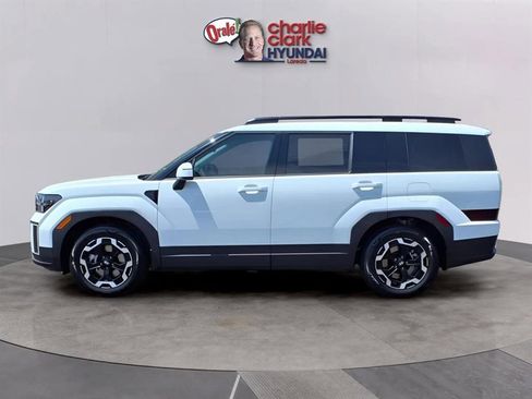 New 2026 Hyundai Santa Fe SEL image 2