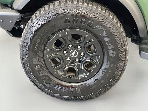 Used 2022 Ford Bronco Outer Banks w/ Sasquatch Package AWD/4WD image 31