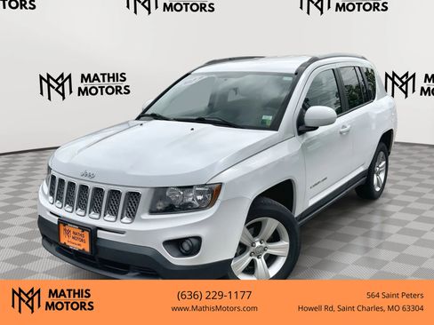 Used 2017 Jeep Compass Latitude AWD/4WD image 1