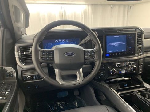 New 2025 Ford F250 Lariat w/ Lariat Ultimate Package image 8