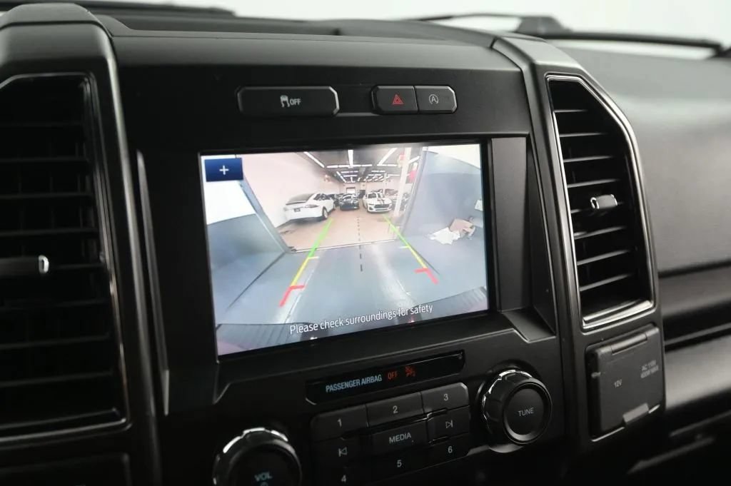 Used 2020 Ford F150 XLT w/ Equipment Group 302A Luxury AWD/4WD image 29