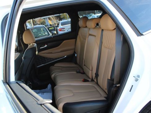 Used 2022 Hyundai Santa Fe Calligraphy image 17