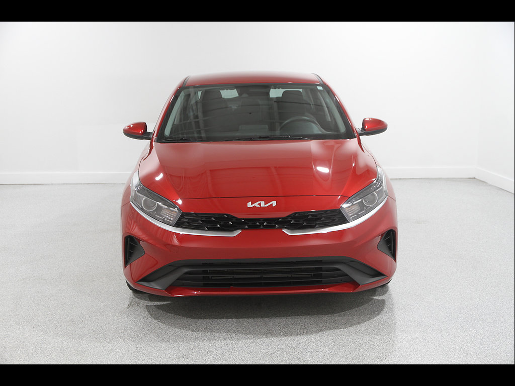 Used 2024 Kia Forte LXS FWD image 2