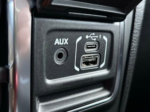 New 2026 Jeep Gladiator Rubicon w/ Safety Group AWD/4WD image 37