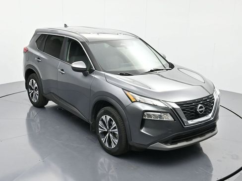 Used 2023 Nissan Rogue SV image 28