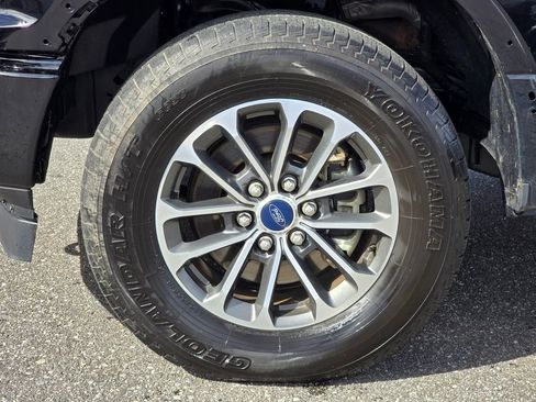 Used 2018 Ford F150 XLT w/ Equipment Group 302A Luxury image 8