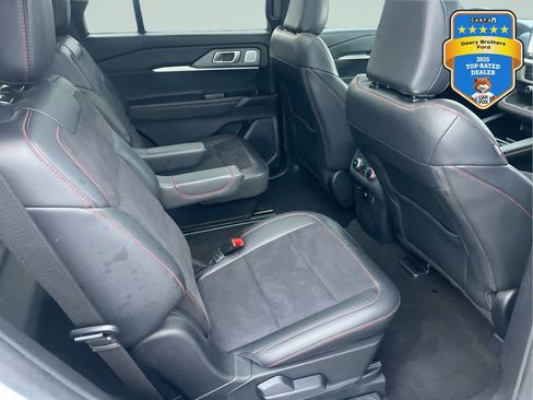 Used 2025 Ford Explorer ST w/ Sun And Sound Package AWD/4WD image 17