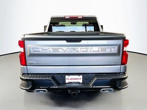 Used 2022 Chevrolet Silverado 1500 LT Trail Boss w/ Bed Protection Package AWD/4WD image 8