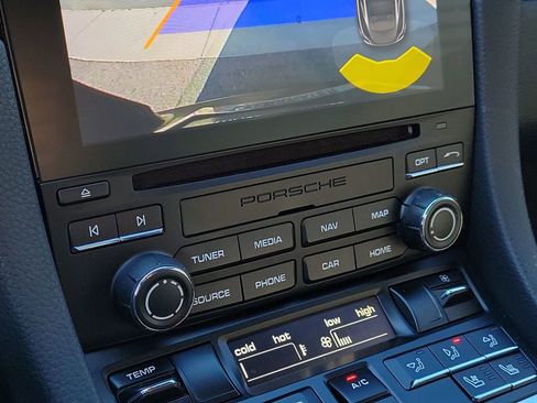 Certified 2018 Porsche 718 Cayman Base image 27