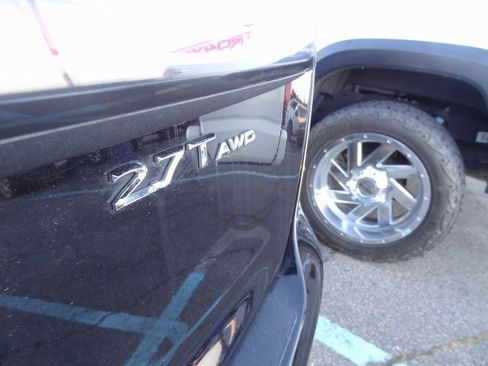 Used 2020 Lincoln Nautilus Black Label w/ Cargo Utility Package image 7