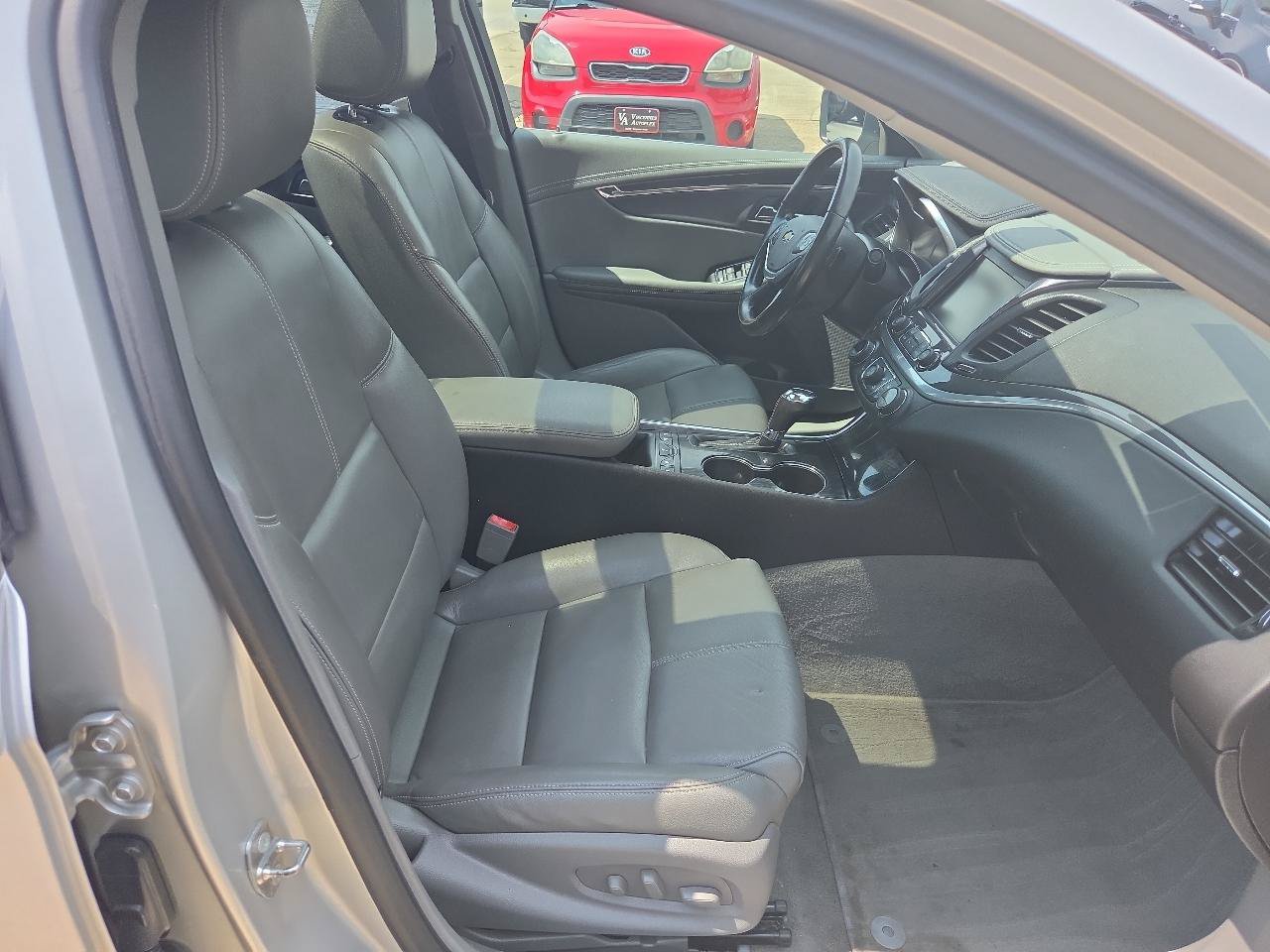 Used 2019 Chevrolet Impala LT w/ Sunroof and Spoiler Package FWD image 15