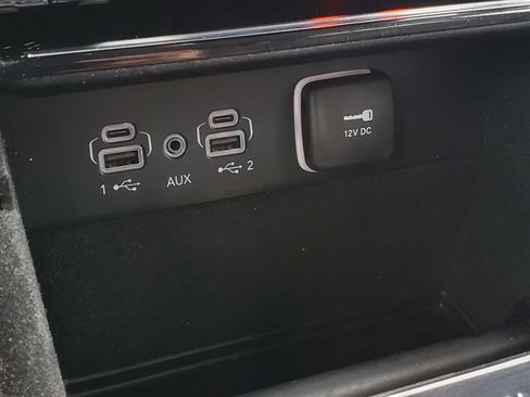 Used 2022 Jeep Grand Cherokee L Limited image 21