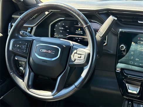 Used 2024 GMC Sierra 2500 AT4X image 14