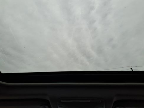 Used 2021 Toyota RAV4 XLE image 12