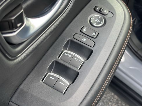 Certified 2026 Honda HR-V Sport image 16