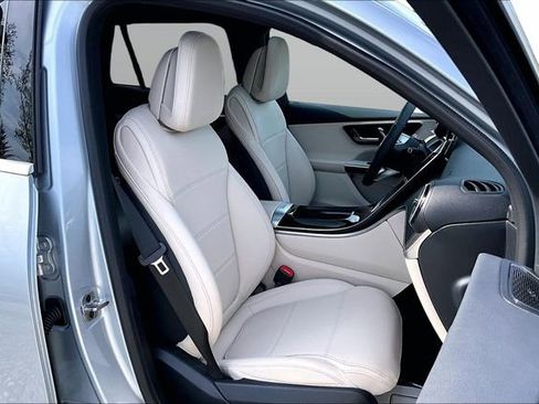 Certified 2026 Mercedes-Benz GLC 300 4MATIC image 32