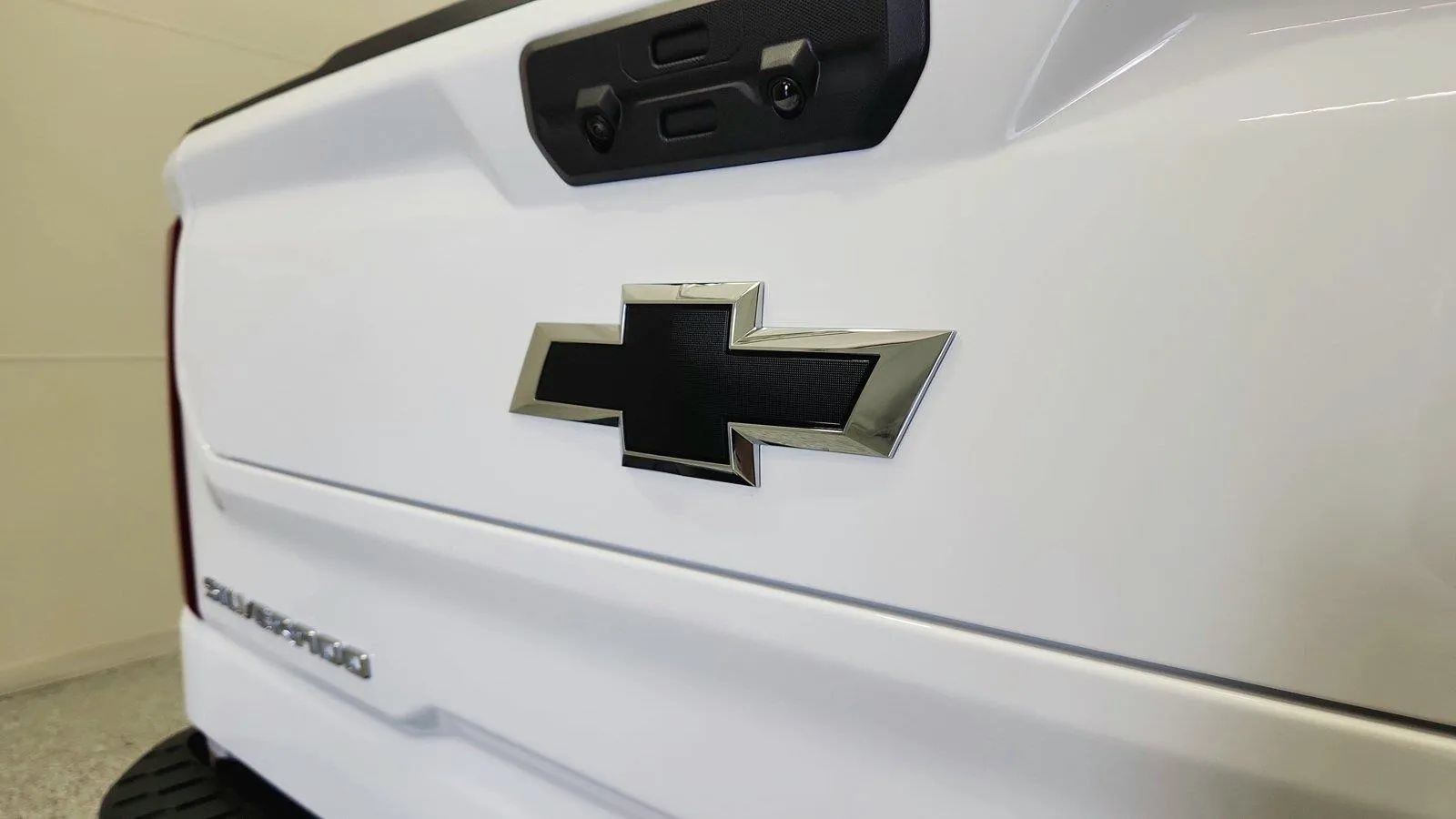 Used 2025 Chevrolet Silverado 1500 ZR2 AWD/4WD image 40