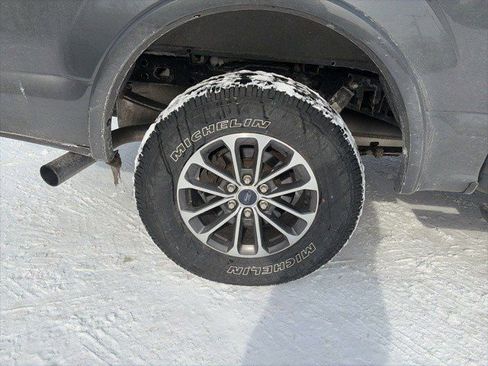 Used 2019 Ford F150 XLT w/ Equipment Group 302A Luxury image 10