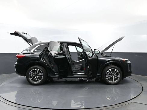 New 2026 Audi Q5 Premium AWD/4WD image 32