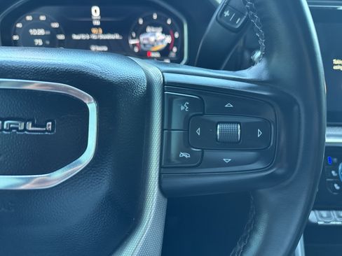 Used 2024 GMC Sierra 2500 Denali w/ Technology Package AWD/4WD image 10
