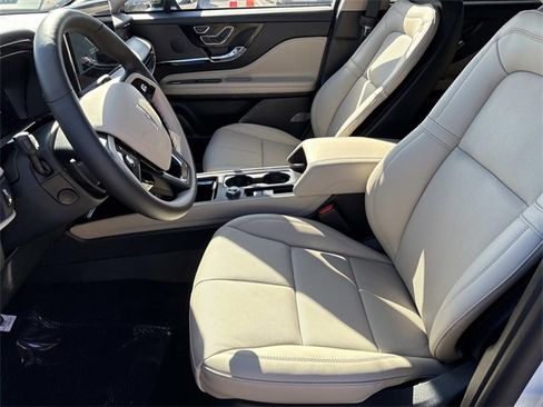 New 2026 Lincoln Corsair Reserve w/ Jet Appearance Package image 22