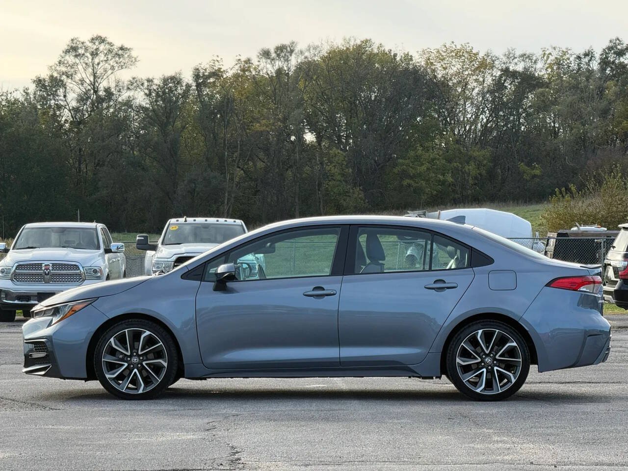 Used 2021 Toyota Corolla SE FWD image 5
