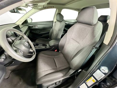 Used 2023 Honda Accord EX image 22