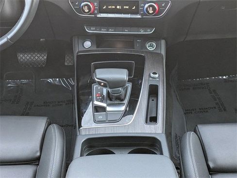 Used 2024 Audi Q5 2.0T Premium Plus image 19