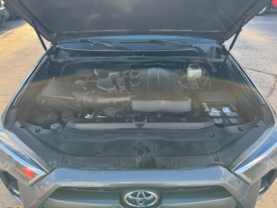 Used 2015 Toyota 4Runner 4WD image 25