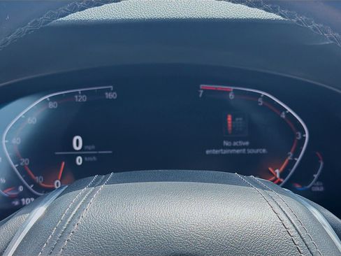 Used 2021 BMW 530i w/ Premium Package RWD image 11
